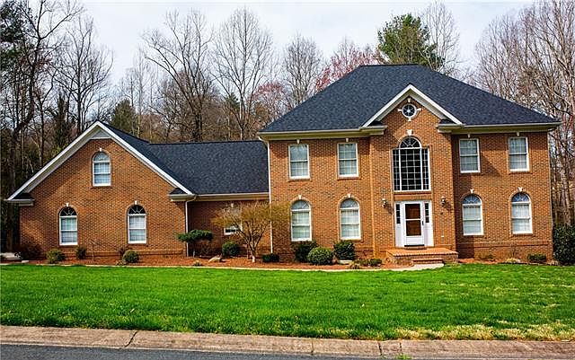 1st image of 129 N Oakwoods Trce