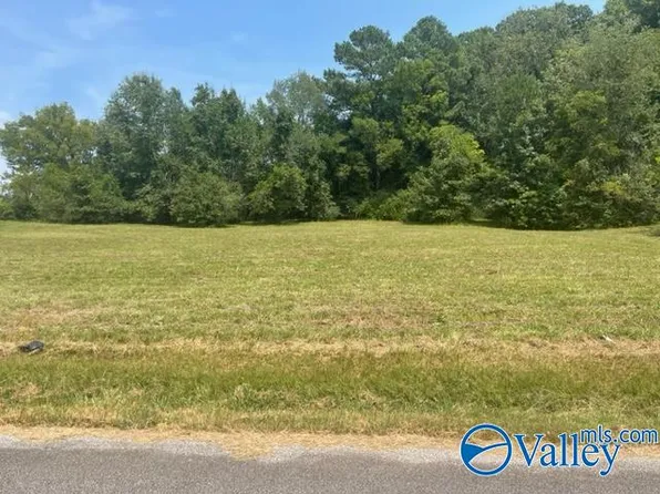 212 Cap Adkins Rd SE, Huntsville, AL 35803