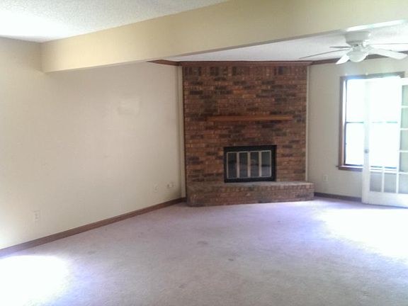 4th image of 4217 Cedartree Dr