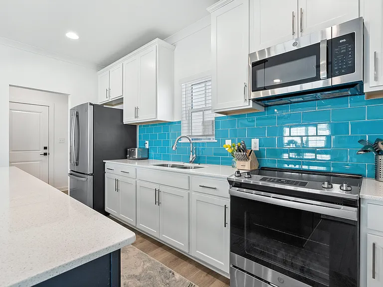 4688 Casablanca Dr — Photo 12
