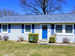 127 E Marseille Dr, Saint Louis, MO