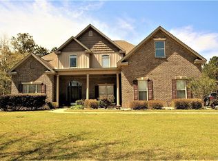 2650 Hannah Dr, Deatsville, AL 36022