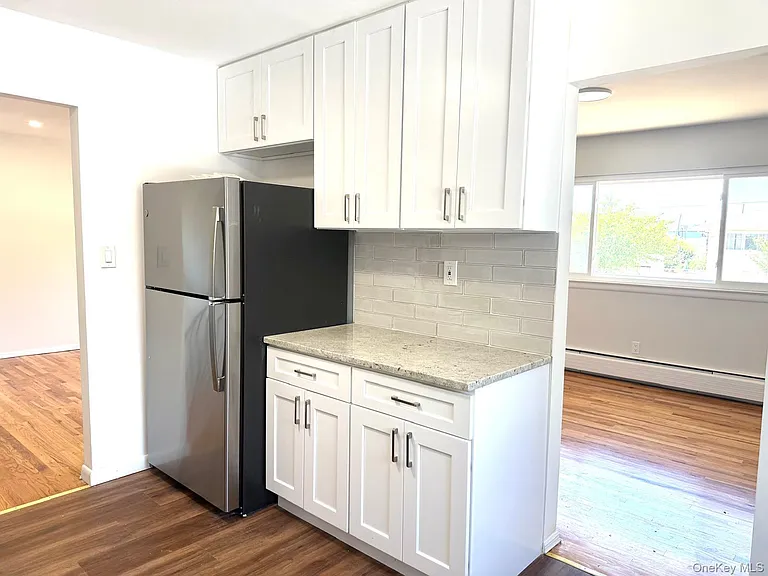 65 Florida Ave — Photo 5
