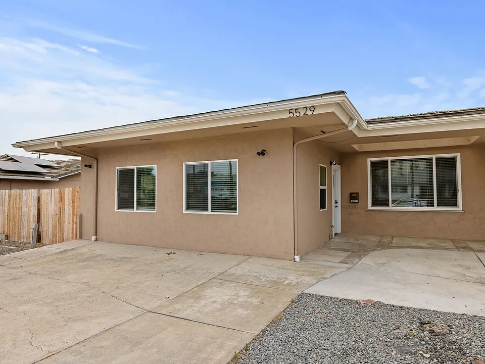 5529 Dorothy Dr
