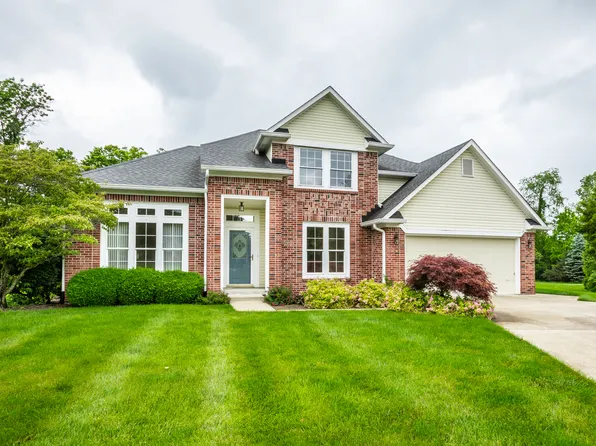 7548 W Ivy Ln, New Palestine, IN 46163