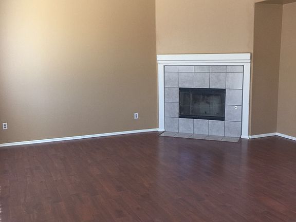 5th image of 16067 Greyrock St