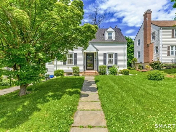 98 Woodmere Road, West Hartford, CT 06119