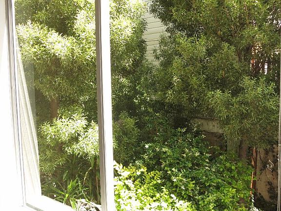 5th image of 2642 Van Ness Ave APT 307