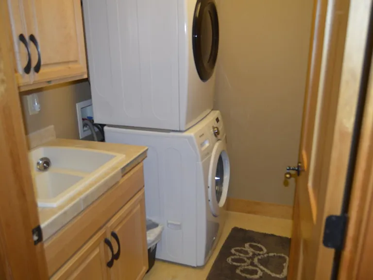 2151 N Main St #208 — Photo 11