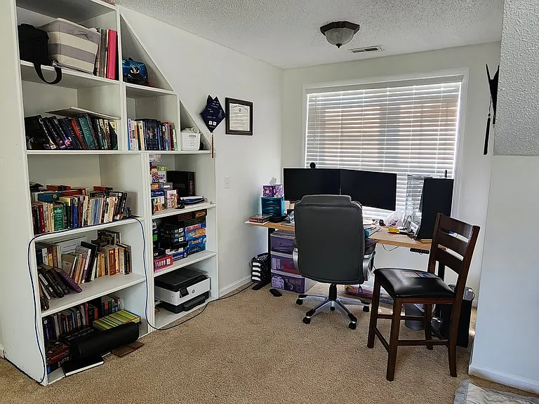 301 Meridian Way — Photo 21