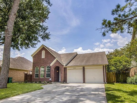 2nd image of 14610 Oak Chase Dr