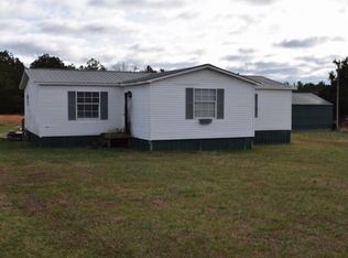 2106 Ridge Rd, Mc Ewen, TN 37101