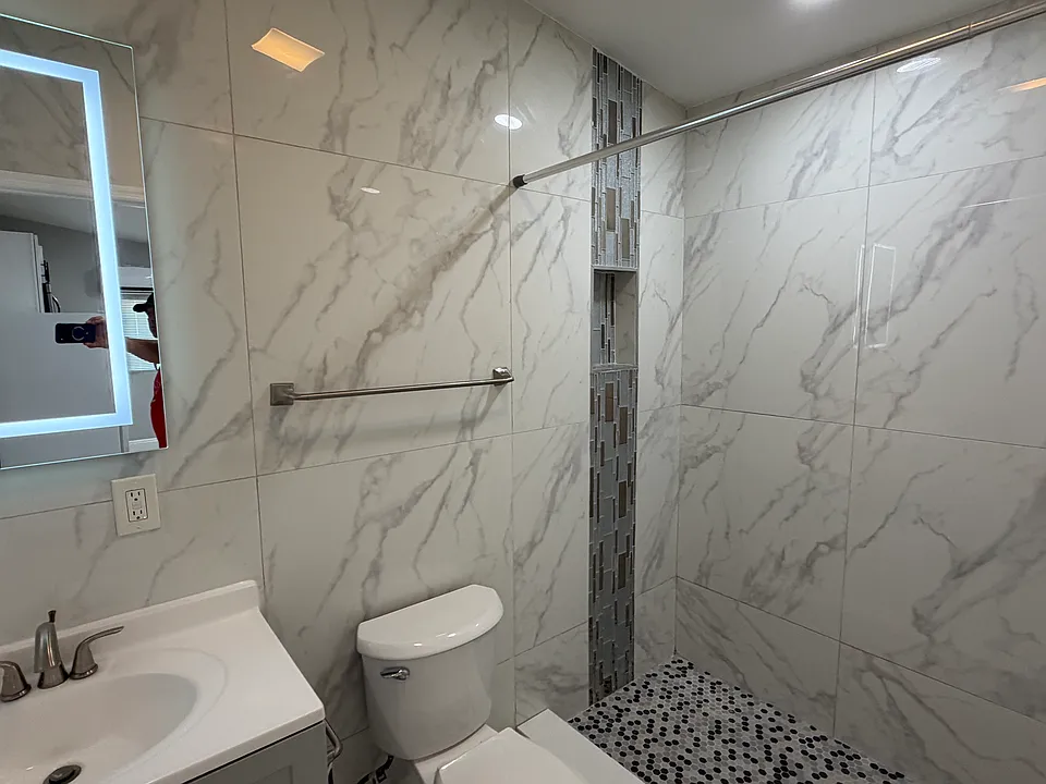 1032R 54th Ave N #2