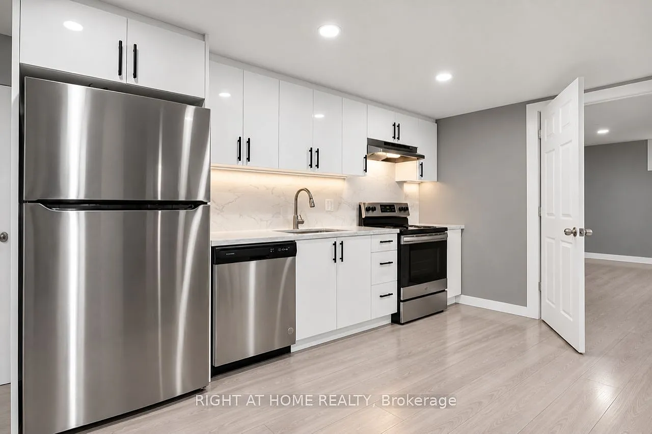 2 bed, $1,695 — Photo 4