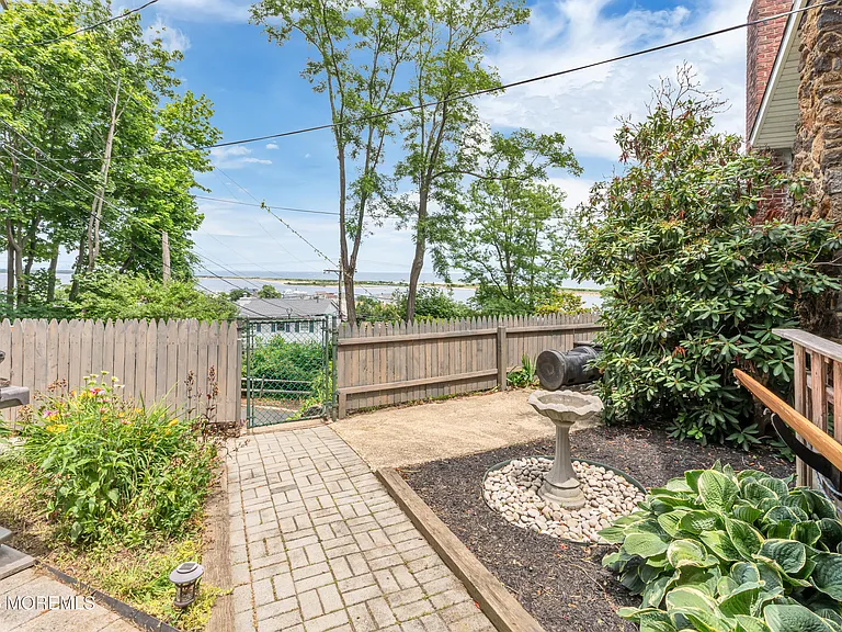 1 Lighthouse Rd — Photo 44