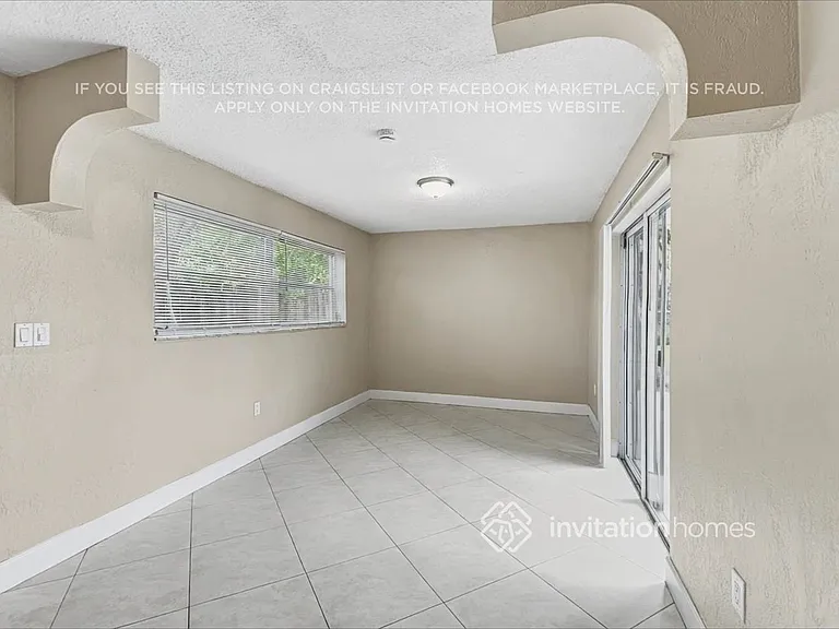 9558 NW 19th Pl — Photo 4