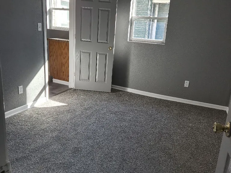 908 Mulberry St — Photo 8