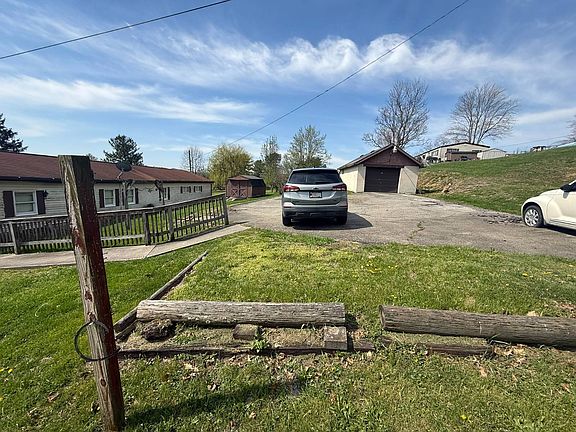 4th image of 106 Tank Hill Rd