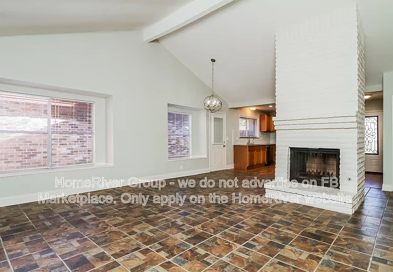 656 Fern Meadow Dr — Photo 4