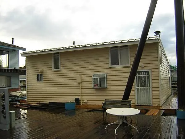 NE Marine Dr — Photo 6