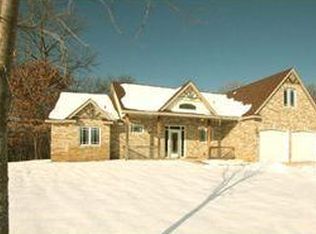 919 Rum River Dr SW, Isanti, MN 55040