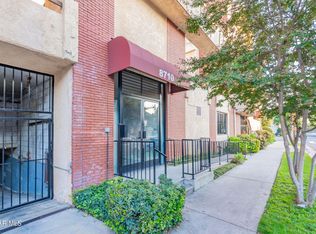 8710 Independence Ave APT 307, Canoga Park, CA 91304