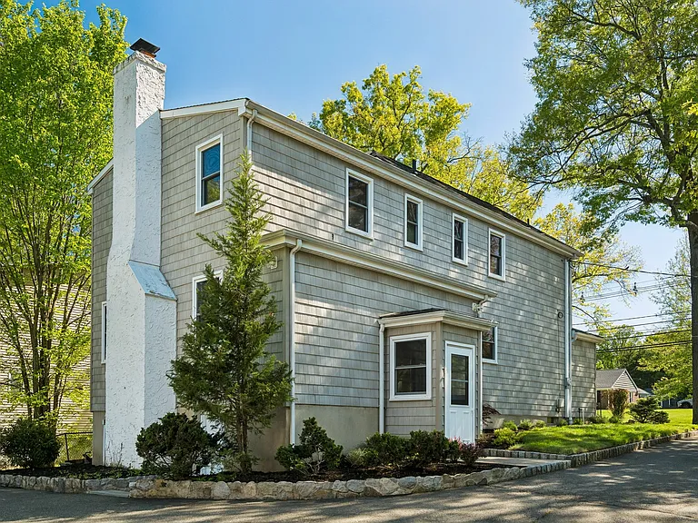 186 W Northfield Rd — Photo 37