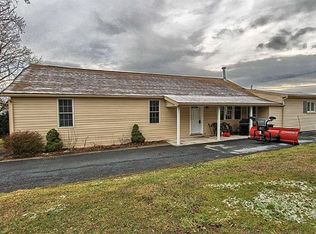 4822 Smith St, Harrisburg, PA 17109