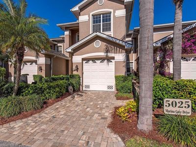 5025 Marina Cove Dr #2-102, Naples, FL, 34112