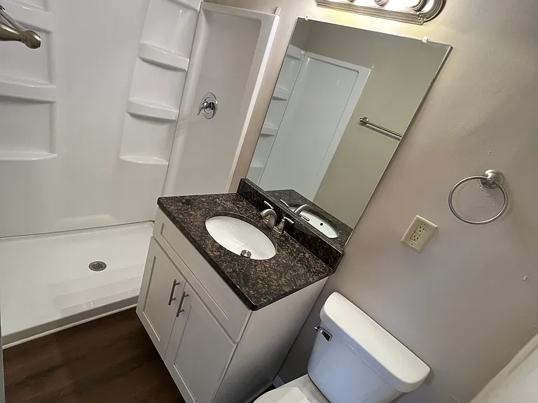 910 N River Dr #209 — Photo 15