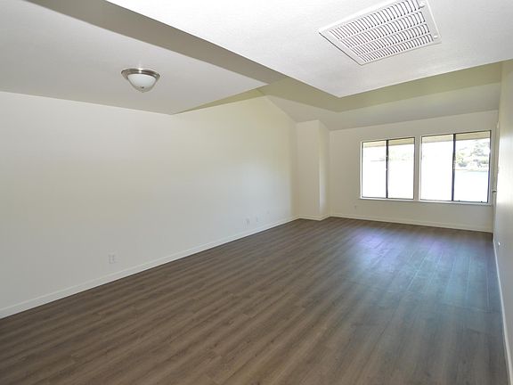 4th image of 3790 W Benjamin Holt Dr APT 18