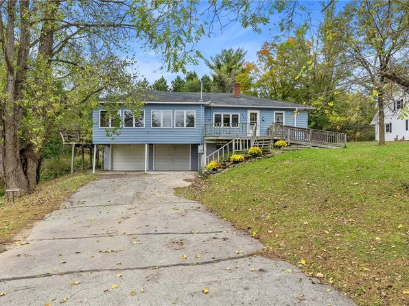 201 E Hogg Street, Melrose, WI 54642