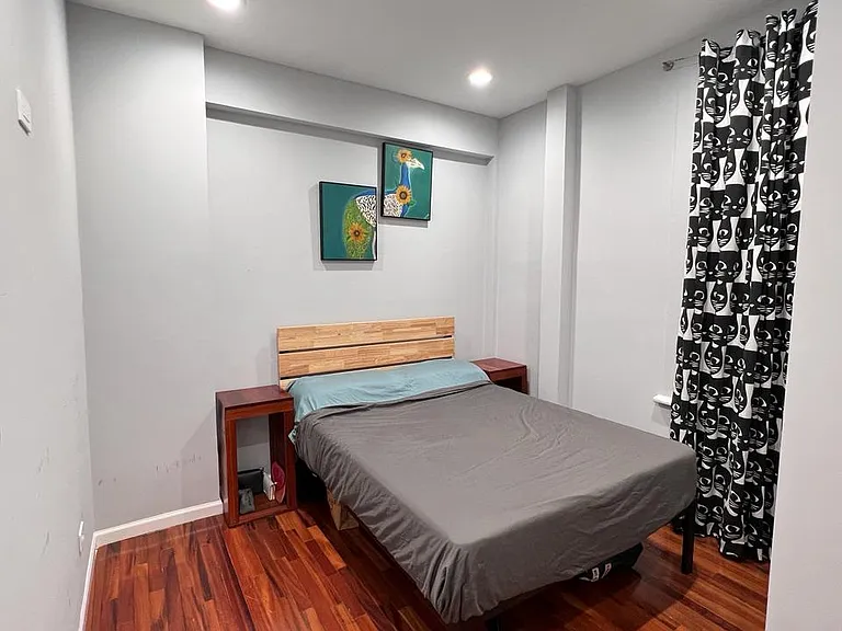 1915 S Loomis St #3 — Photo 7
