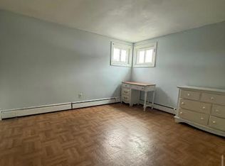 99 Hazael St, Providence, RI 02908