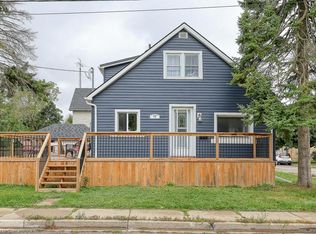 42 Henry St, Cambridge, ON N1R3W4