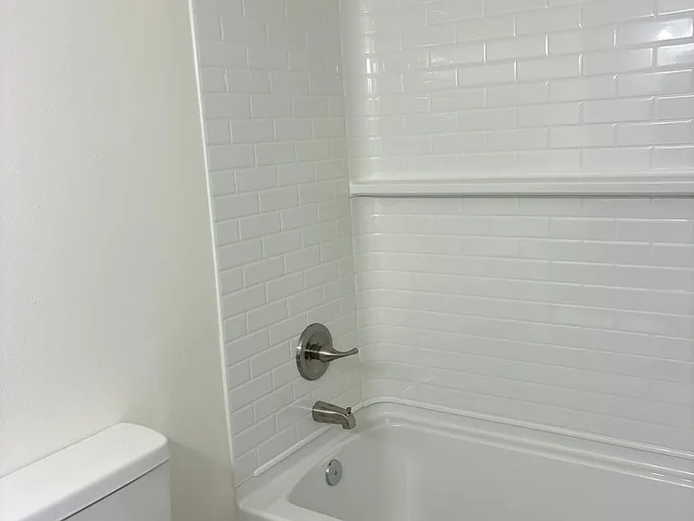3200 Spenard Rd — Photo 23
