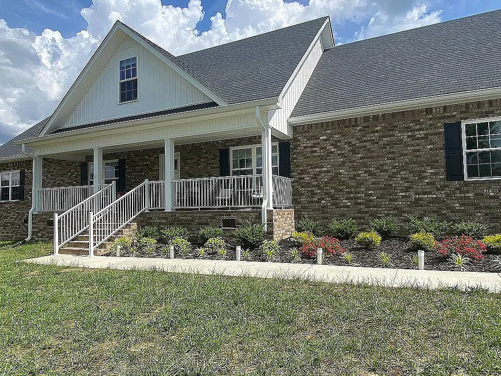 Building Photo - 248 Bluegrass Rd