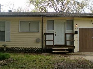 604 Magnolia St, Lake Jackson, TX 77566