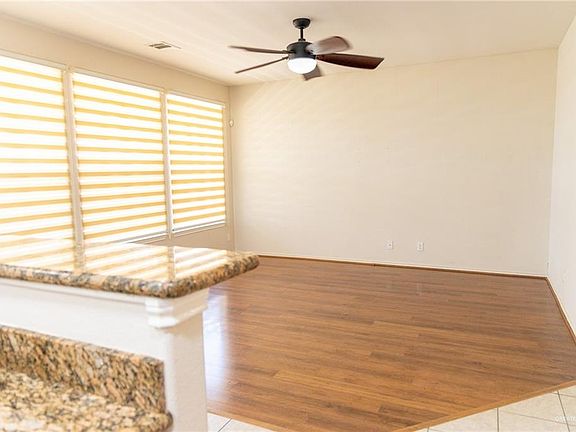 5th image of 3012 San Sebastian St