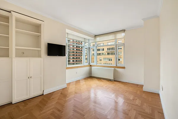 Sold by Compass | media 12
