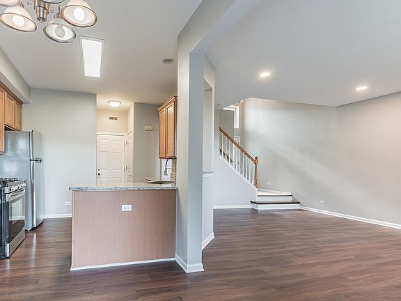 2nd image of 3264 Bromley Ln #0