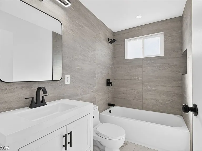 4578 Churchfield Cir — Photo 10