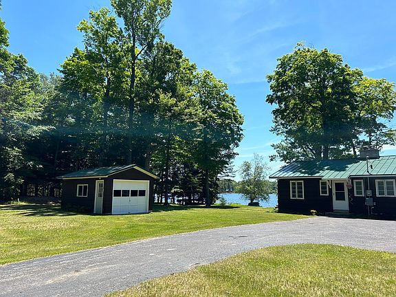 4th image of 32694 W Birch Shores Dr