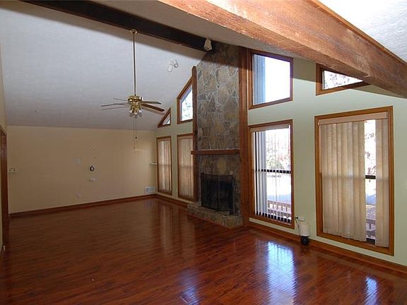 4th image of 2860 Hadrian Dr