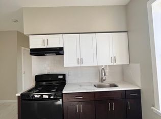 472 21st St #3R, Irvington, NJ 07111