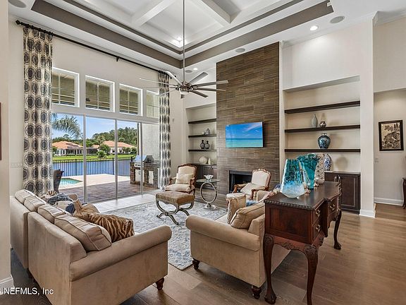 3rd image of 14091 MAGNOLIA COVE Road