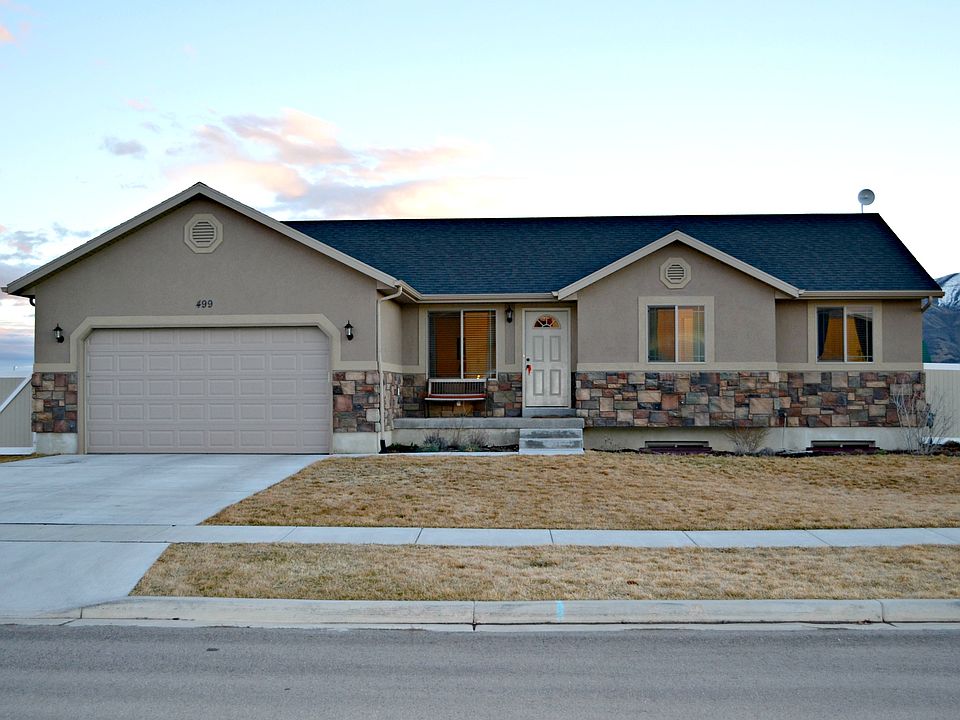 1st image of 499 W Marie Way