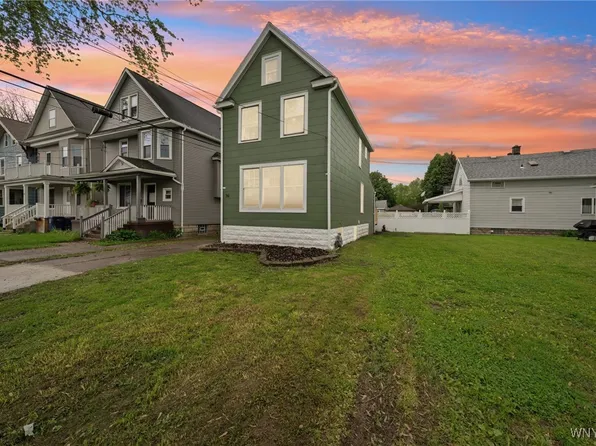 36 Milford St, Buffalo, NY 14220