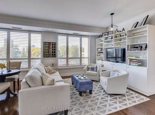 2 Roxborough St E #403, Toronto, ON M4W3V7