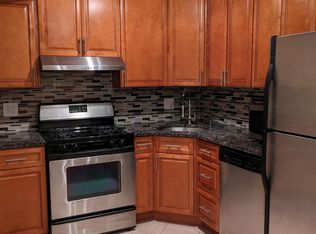 9457 Woodbridge Rd #A, Philadelphia, PA 19114